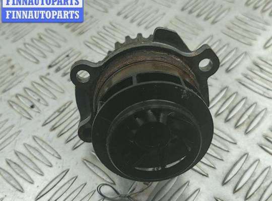 купить Насос водяной охлаждения на Volkswagen Passat B7