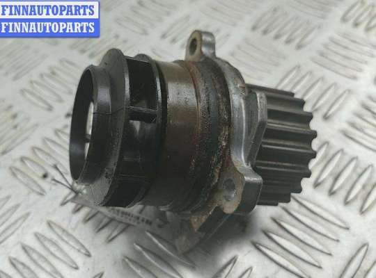 купить Насос водяной охлаждения на Volkswagen Passat B7