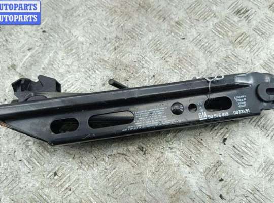 купить Домкрат на Opel Vectra B (1995-2002)