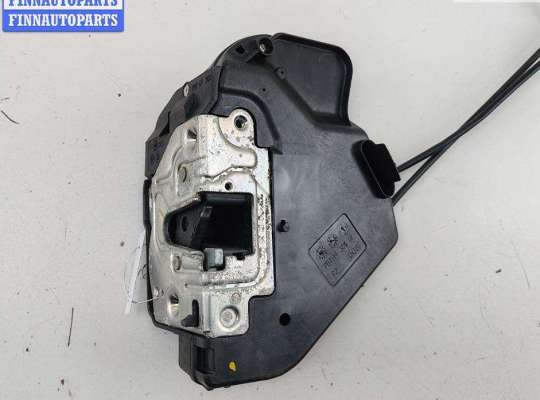 купить Замок двери задней правой на Mercedes W203 (C)