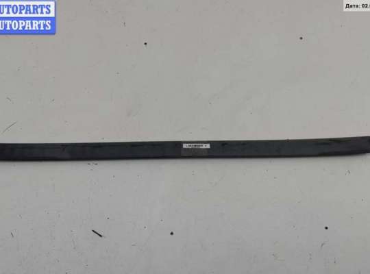купить Молдинг двери задней правой на Volkswagen Passat B5