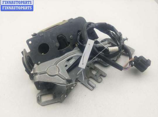 купить Замок двери сдвижной правый на Chrysler Voyager (2001-2007)