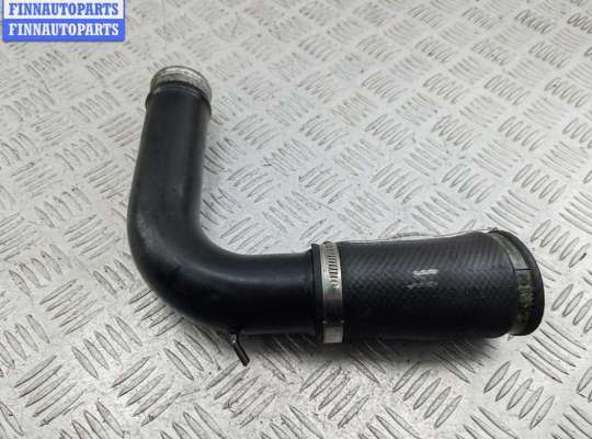 купить Патрубок интеркулера на Volvo 850