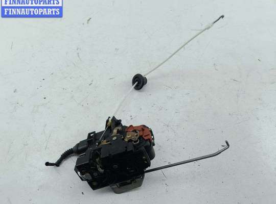 купить Замок двери передней правой на Audi A4 B6 (2001-2004)