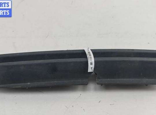 купить Решётка (заглушка) в бампер на BMW 3 E46 (1998-2006)