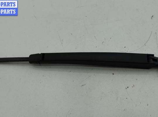 Щеткодержатель (поводок стеклоочистителя) задний VG2751646 на Volkswagen Passat B6