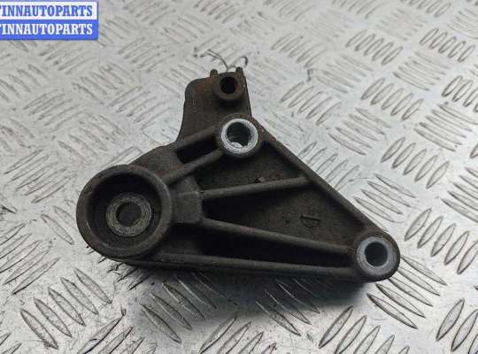 купить Кронштейн КПП опорный на Renault Scenic I (1996-2003)