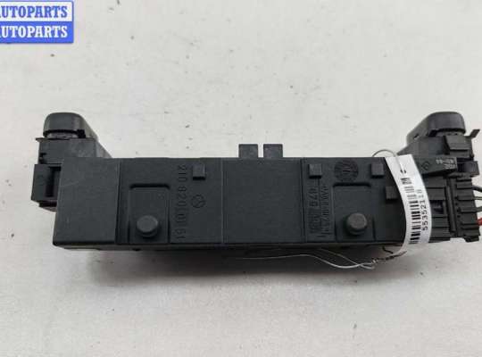 купить Кнопка обогрева сидений на Mercedes E-Class W210 (1995-2002)