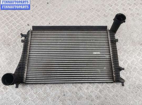 купить Радиатор интеркулера на Volkswagen Passat B6