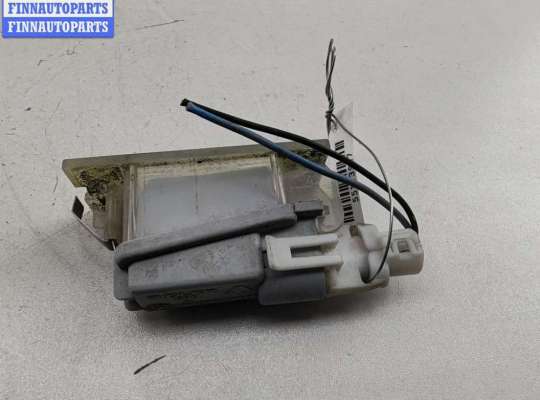 Планка подсветки номера на Renault Master II