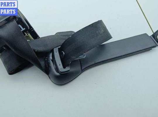 Ремень безопасности на Volkswagen Transporter T4