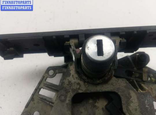 купить Кнопка открывания багажника на Volkswagen Passat B5