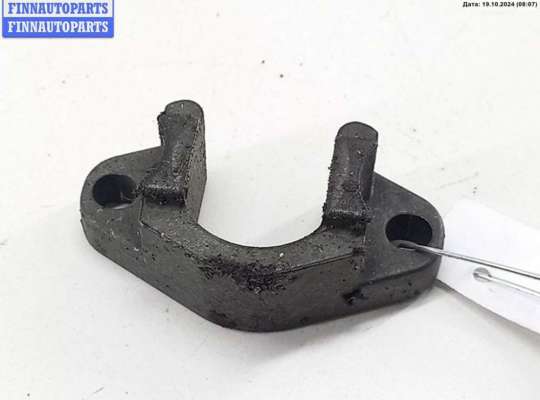Скоба (кронштейн) крепления форсунки BM2420507 на BMW 3 E46 (1998-2006)