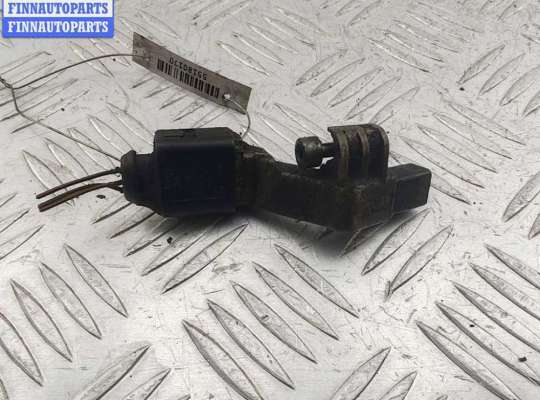 купить Датчик положения коленвала на Volkswagen Passat B6