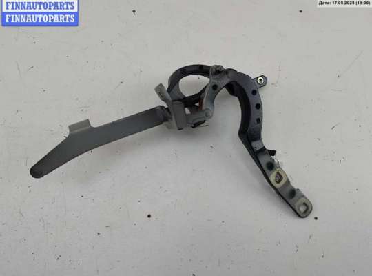 Петля крышки (двери) багажника BM3079898 на BMW 5 F10/F11 (2009-2017)