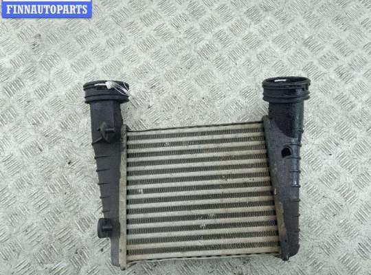 Радиатор интеркулера VG2612105 на Volkswagen Passat B5+ (GP)