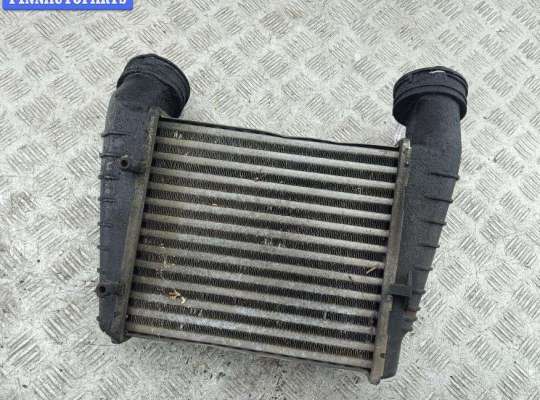 Интеркулер на Volkswagen Passat B5+ (3B, GP)