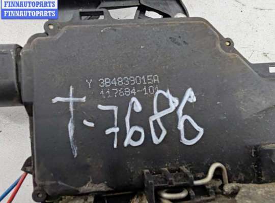 купить Замок двери задней левой на Volkswagen Passat B5