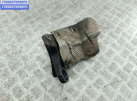 купить Кронштейн КПП опорный на Volkswagen Passat B5