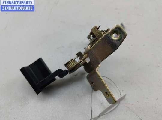 Ручка крышки багажника (задней двери)