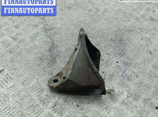 купить Кронштейн КПП опорный на Volkswagen Passat B5+ (GP)