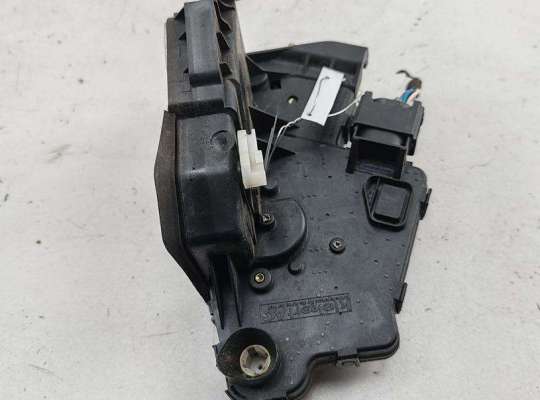 Замок двери передней левой BM3673667 на BMW 3 E46 (1998-2006)