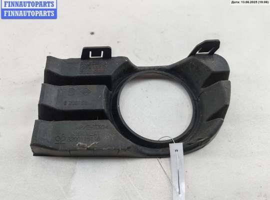 купить Рамка фары противотуманной правой на Renault Megane II (2002-2008)