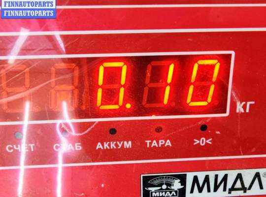 купить Молдинг двери задней левой на Volkswagen Passat B6