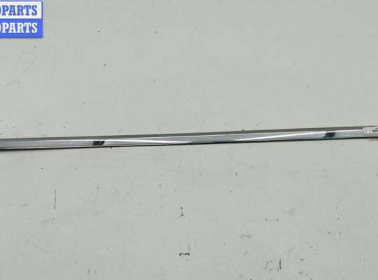 Молдинг двери задней левой VG2706730 на Volkswagen Passat B6