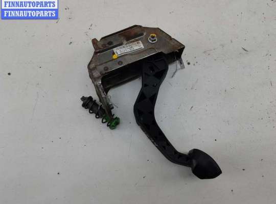 Педаль сцепления SK444636 на Skoda Fabia mk2 (5J)