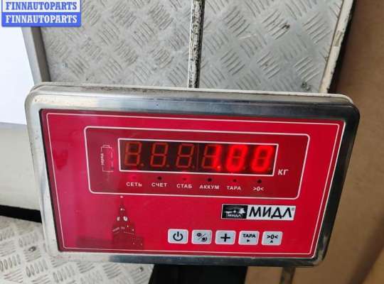 купить Молдинг двери передней правой на Audi A6 C6 (2004-2011)