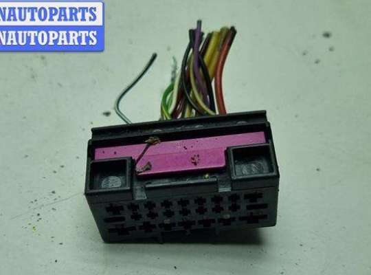 Купить Разъем (фишка) проводки на Volkswagen Phaeton Разъем (фишка) проводки VG2588159 на Volkswagen Phaeton