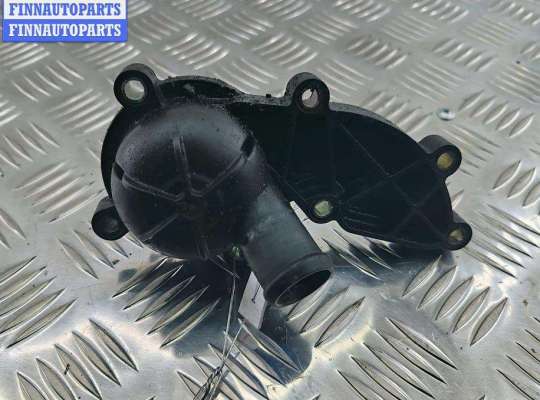 Корпус термостата на Audi A4 (8E/8H, B7) 