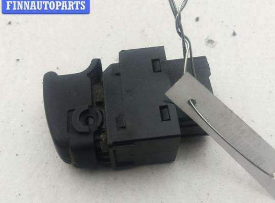 купить Кнопка стеклоподъемника заднего правого на Kia Sorento (2002-2009)