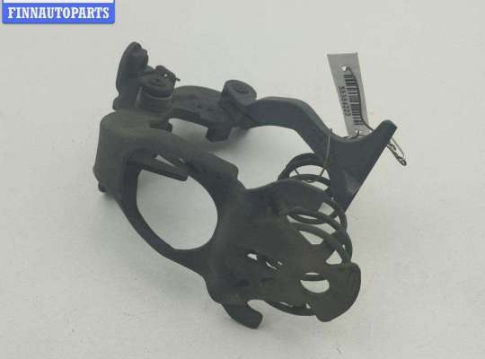 Купить Замок капота на Mercedes E-Class W210 (1995-2002) Замок капота MB1731197 на Mercedes E-Class W210 (1995-2002)