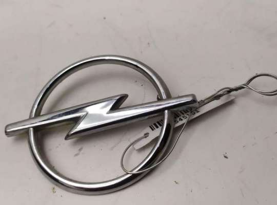 купить Эмблема на Opel Vectra B