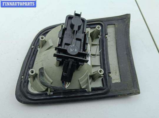 купить Фонарь крышки багажника левый на Opel Omega B (1994-2003)