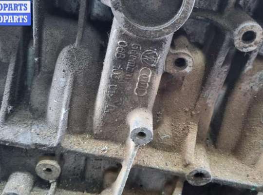 купить Блок цилиндров двигателя (картер) на Volkswagen Touran