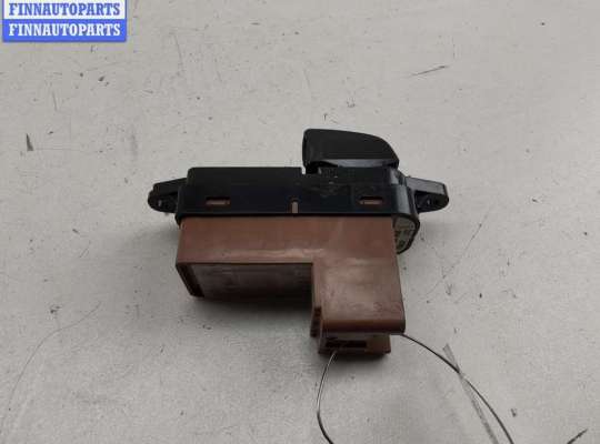 купить Кнопка стеклоподъемника заднего правого на Mazda 6 (2002-2007) GG/GY