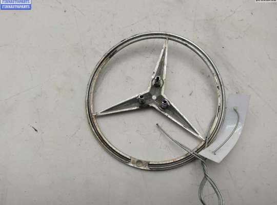 купить Эмблема на Mercedes W203 (C)