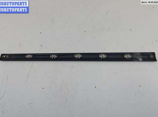 купить Молдинг двери передней левой на Mercedes C-Class W203 (2000-2006)