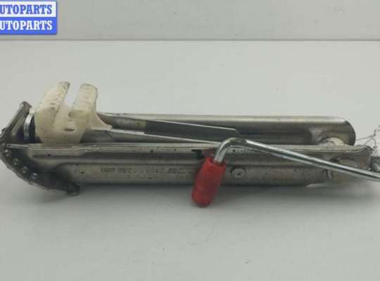 Домкрат AU1758363 на Audi A4 B5 (1994-2001)