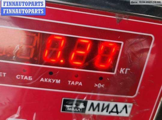 купить Молдинг стекла двери задней правой наружный на Volkswagen Passat B5+ (GP)