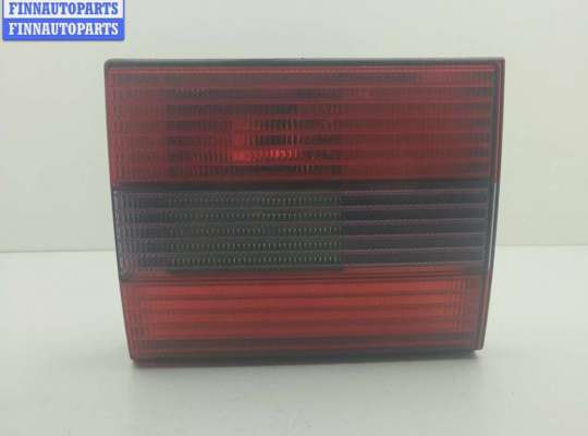 Фонарь крышки багажника левый VG2745644 на Volkswagen Passat B4