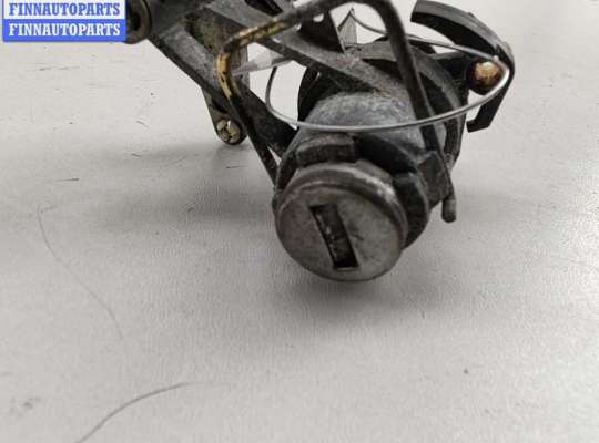 купить Личинка замка багажника на Volkswagen Golf-4