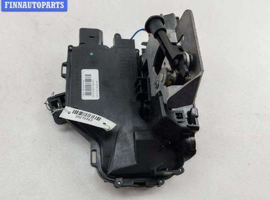 купить Замок двери передней правой на Audi A4 B6 (2001-2004)