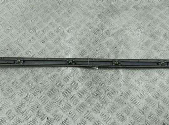 купить Молдинг двери передней правой на BMW 5 E39 (1995-2003)