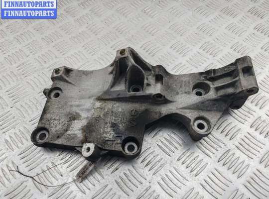 купить Кронштейн генератора на Seat Altea
