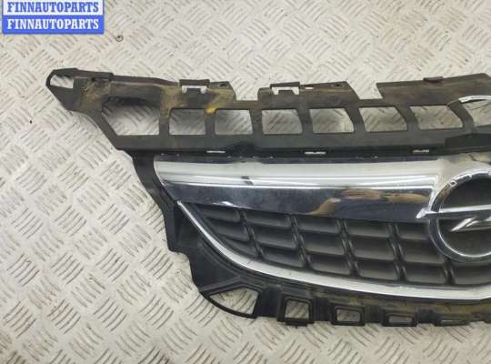 купить Решетка радиатора на Opel Astra J (2009-2015)