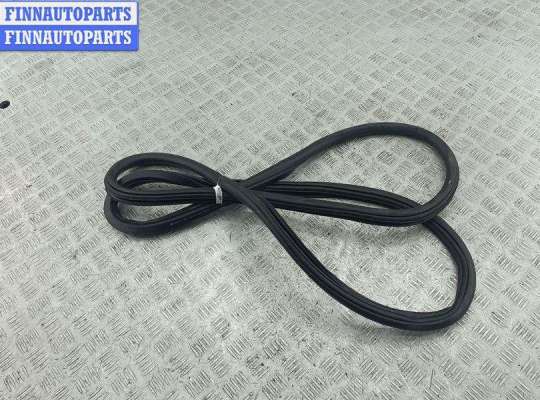 купить Уплотнитель двери передней левой на Skoda Octavia mk2 (A5 1Z) 2004-2013